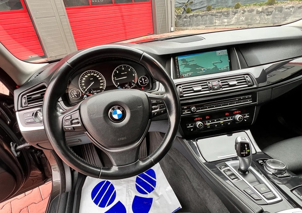 BMW Seria 5 cena 72900 przebieg: 198339, rok produkcji 2015 z Międzylesie małe 631